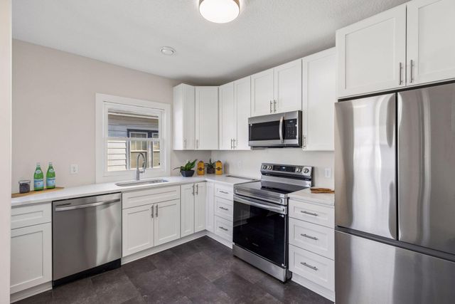 3315 Vincent Avenue N, Minneapolis, MN 55412