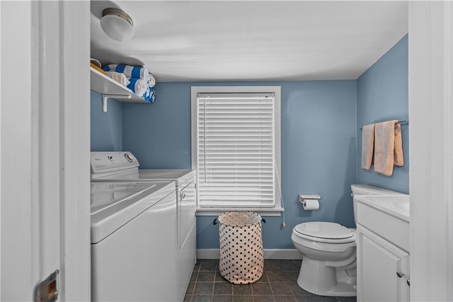 1024 ANTHONY Road, Portsmouth, RI 02871