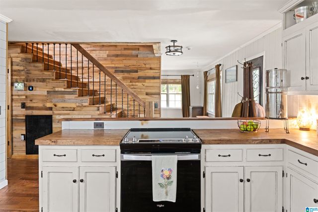 148 COUNTY ROAD 1304, Cullman, AL 35058