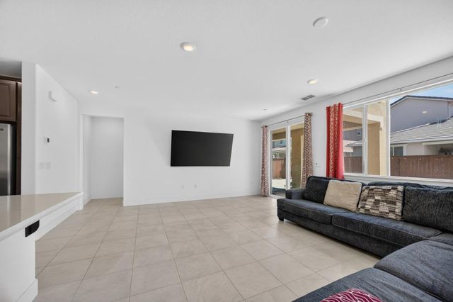 5936 Quilter St, Sacramento, CA 95835