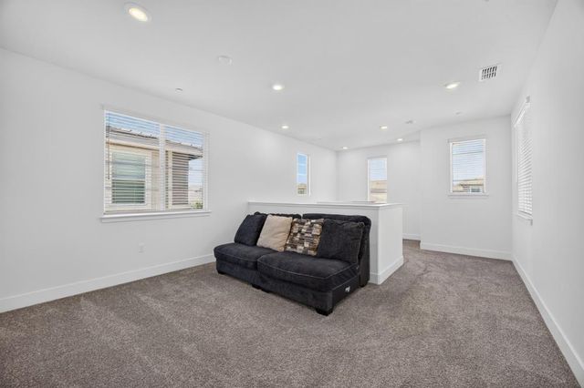 5936 Quilter St, Sacramento, CA 95835