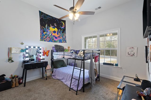 2267 Vaught Rd., Galivants Ferry, SC 29544