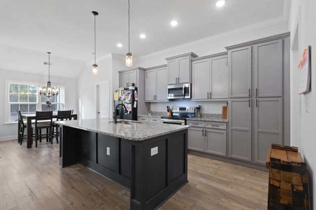 2267 Vaught Rd., Galivants Ferry, SC 29544