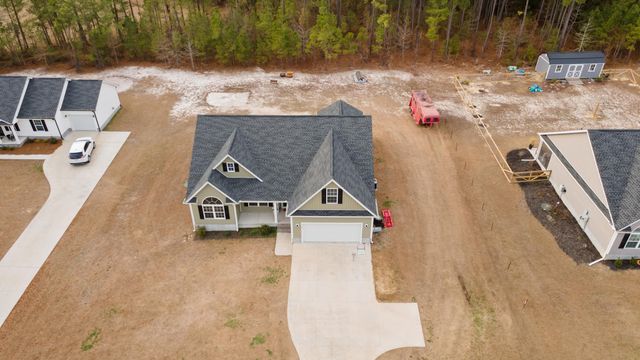 2267 Vaught Rd., Galivants Ferry, SC 29544