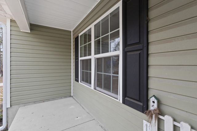 2267 Vaught Rd., Galivants Ferry, SC 29544