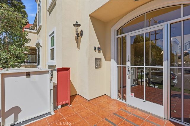 300 E Providencia 205, Burbank, CA 91502