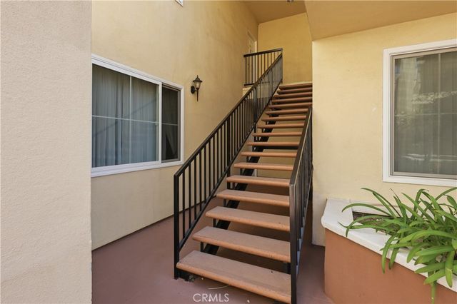 300 E Providencia 205, Burbank, CA 91502