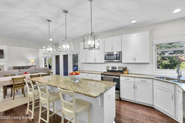 3102 Reserve Pkwy, La Grange, KY 40031