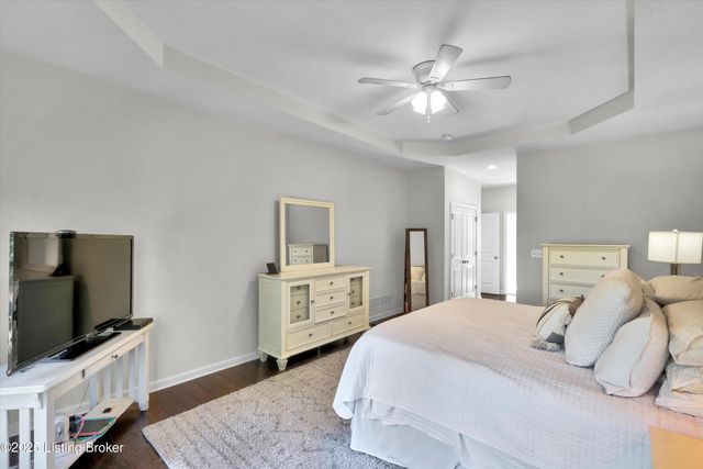 3102 Reserve Pkwy, La Grange, KY 40031