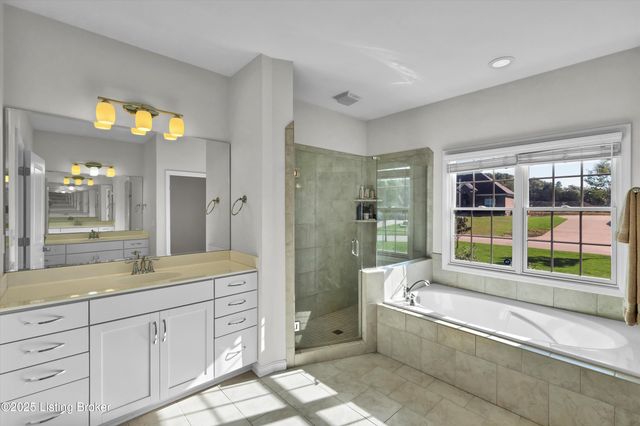 3102 Reserve Pkwy, La Grange, KY 40031