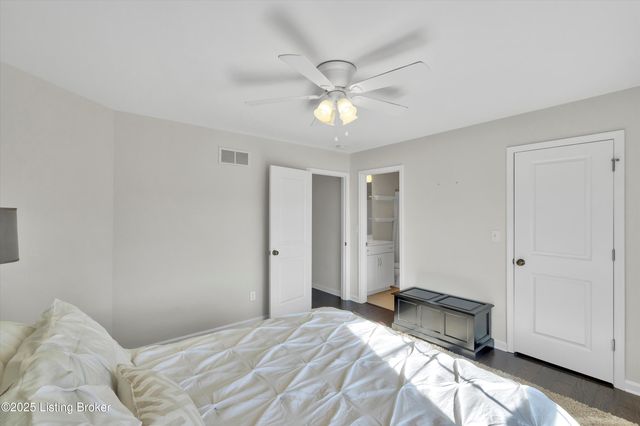 3102 Reserve Pkwy, La Grange, KY 40031