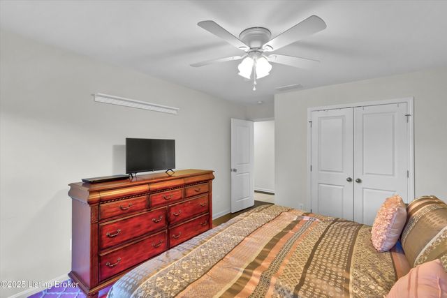 3102 Reserve Pkwy, La Grange, KY 40031