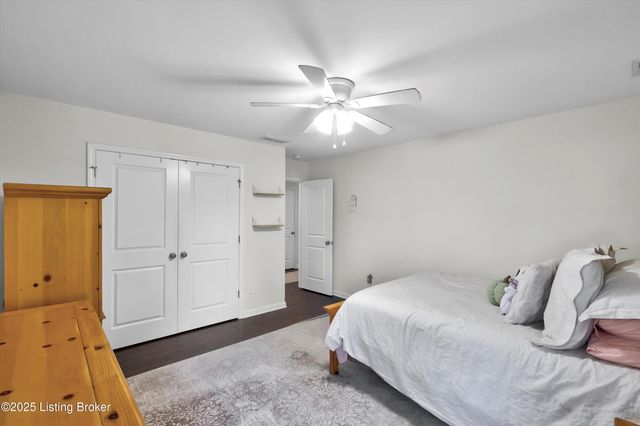 3102 Reserve Pkwy, La Grange, KY 40031