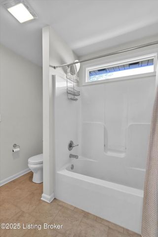 3102 Reserve Pkwy, La Grange, KY 40031