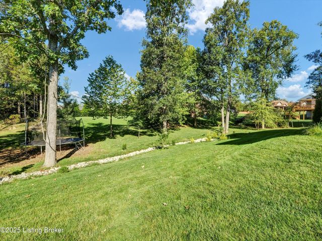 3102 Reserve Pkwy, La Grange, KY 40031