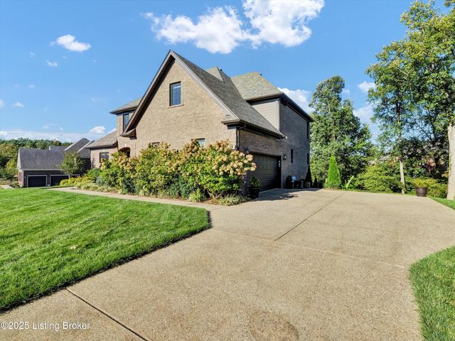 3102 Reserve Pkwy, La Grange, KY 40031