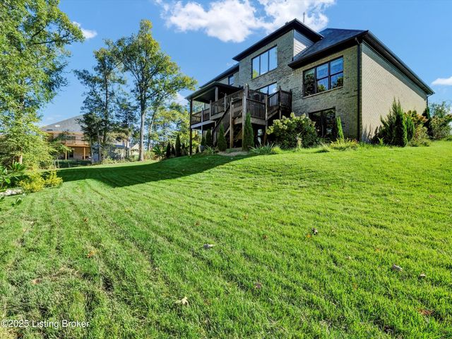 3102 Reserve Pkwy, La Grange, KY 40031