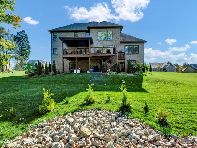 3102 Reserve Pkwy, La Grange, KY 40031