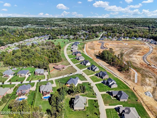 3102 Reserve Pkwy, La Grange, KY 40031