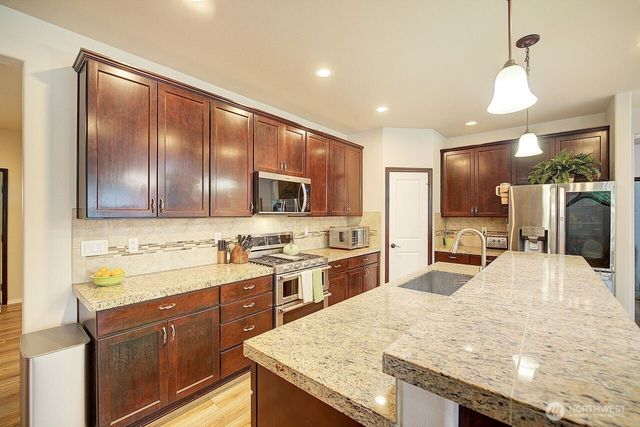16716 24th Street SE, Snohomish, WA 98290