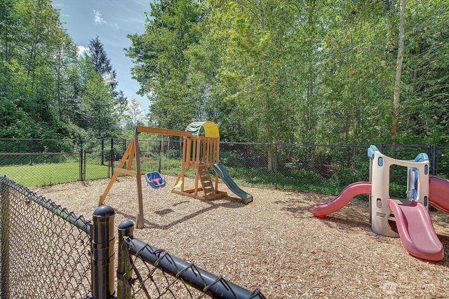 16716 24th Street SE, Snohomish, WA 98290