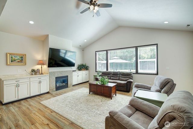 16716 24th Street SE, Snohomish, WA 98290