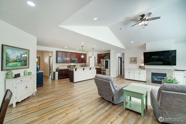 16716 24th Street SE, Snohomish, WA 98290