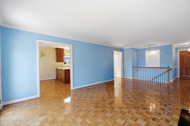 3074 University Rd, Louisville, KY 40206