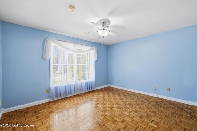 3074 University Rd, Louisville, KY 40206