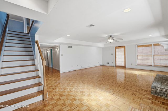 3074 University Rd, Louisville, KY 40206