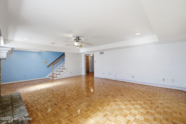 3074 University Rd, Louisville, KY 40206