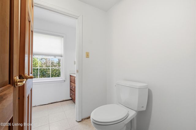 3074 University Rd, Louisville, KY 40206