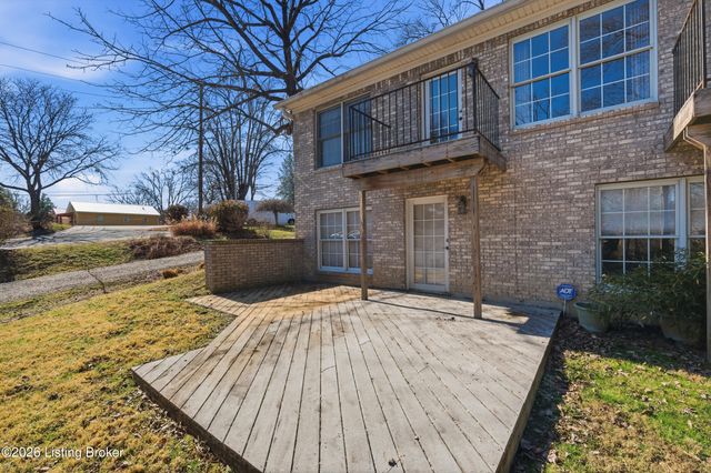 3074 University Rd, Louisville, KY 40206