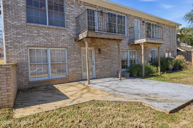 3074 University Rd, Louisville, KY 40206