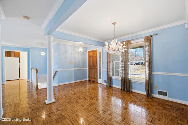 3074 University Rd, Louisville, KY 40206