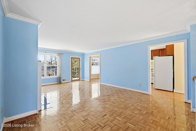 3074 University Rd, Louisville, KY 40206