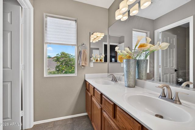 1368 W ENFIELD Way, Chandler, AZ 85286