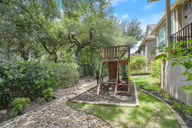 4613 Pyrenees PASS, Bee Cave, TX 78738