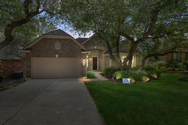 4613 Pyrenees PASS, Bee Cave, TX 78738