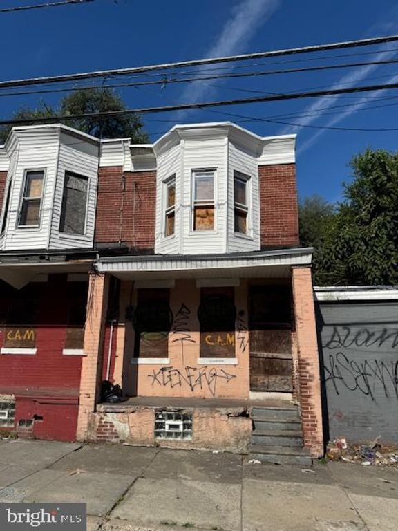 1463 LOUIS ST, Camden, NJ 08104