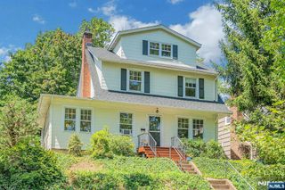 148 Essex Avenue, Glen Ridge, NJ 07028