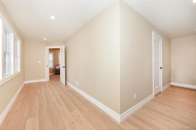 115 N Bergen Place, Freeport, NY 11520