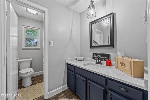 102 Candora Rd, Maryville, TN 37804