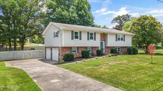 102 Candora Rd, Maryville, TN 37804