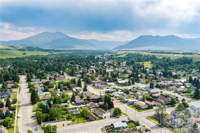 501 Word Avenue South, Red Lodge, MT 59068