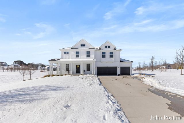 5827 Golden Hollow Drive Se, Cascade Twp, MI 49512