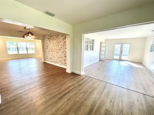 2090 NW 84th Terrace, Pembroke Pines, FL 33024