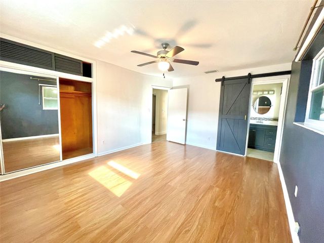 2090 NW 84th Terrace, Pembroke Pines, FL 33024