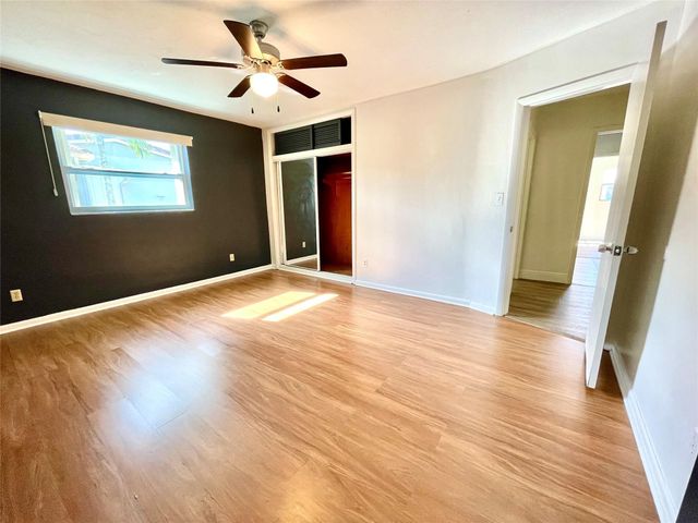 2090 NW 84th Terrace, Pembroke Pines, FL 33024