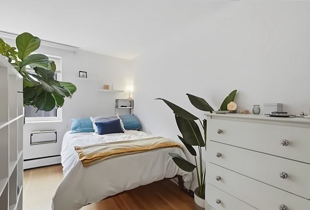 205 Kent St 35, Brookline, MA 02445